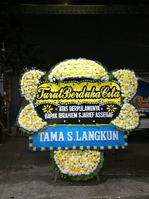 Papan Bunga Duka di Losari